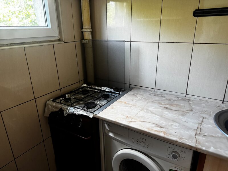 Drumul Taberei, Crinul de Padure,